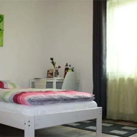 Am Hattinger Rathaus