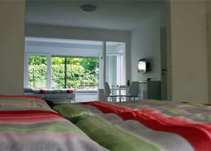 Gaestehaus Am Hattinger Rathaus Gæstehus *